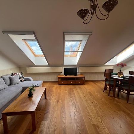 Old Town Apartment With Free Parking Vilna Exterior foto