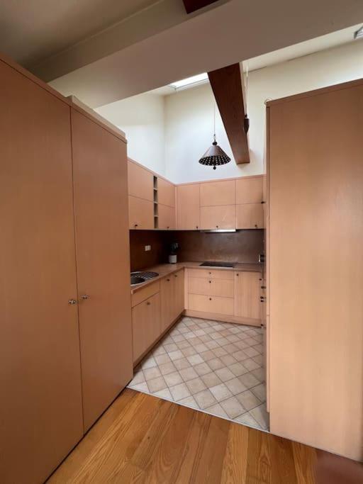 Old Town Apartment With Free Parking Vilna Exterior foto