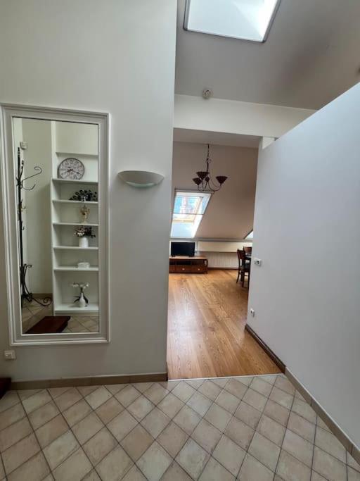 Old Town Apartment With Free Parking Vilna Exterior foto